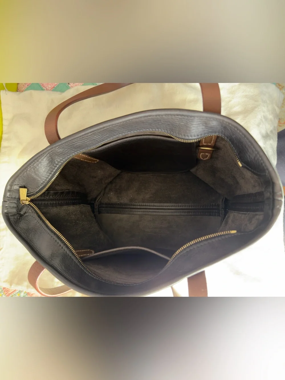 Fount Petite Bellfield Tote in Wolf